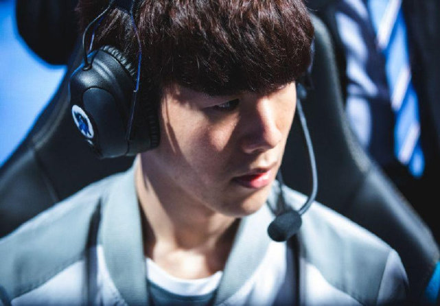 球文化的盛 球文化的盛