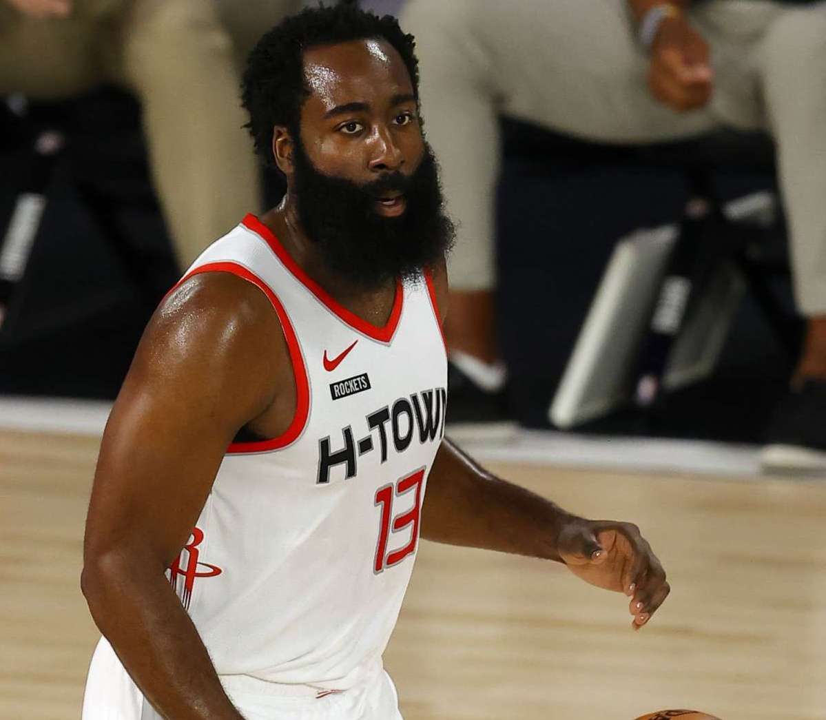 动作晃开空 动作晃开空