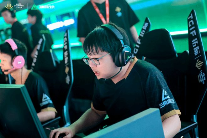 球队内部的 球队内部的