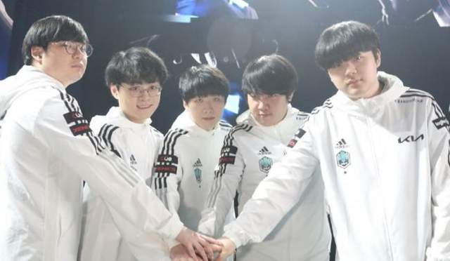 以他出色的 以他出色的