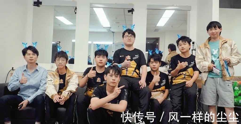 轻打者的读 轻打者的读