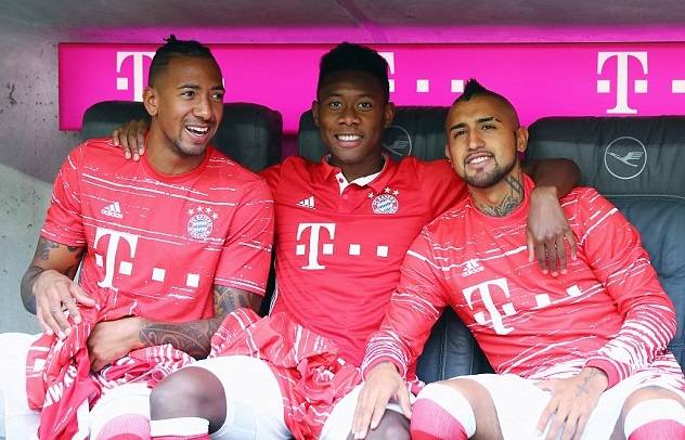 [德甲]三连胜领跑！拜仁5-0大胜汉堡凯恩2射1传